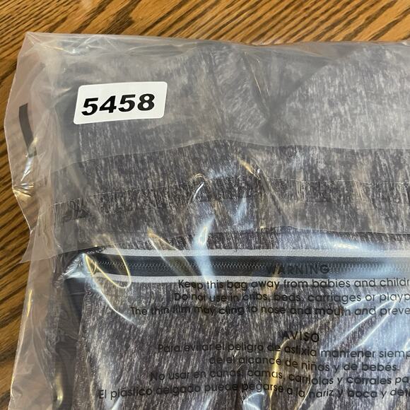 Lululemon Shirt Womens 8 Purple Run Full Tilt Half Zip Pullover Performance Gym - Picture 12 of 12